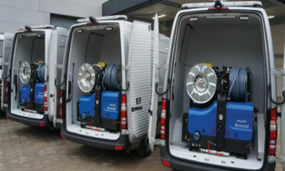 How to unclog a sewage pump