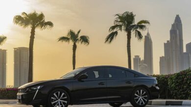 How do you open a Peugeot pepper mill