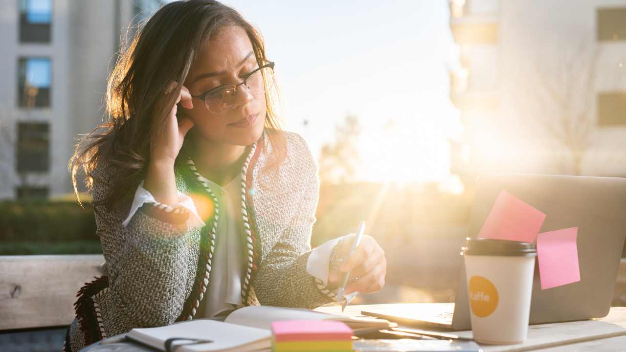 What Are 7 Convenient Shuttle Options for DCA Travel