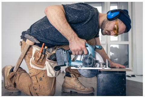 What plumbing services does Eagle River Plumbing offer